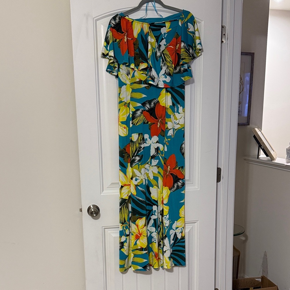 Forever 21 Vibrant Floral Maxi Dress
